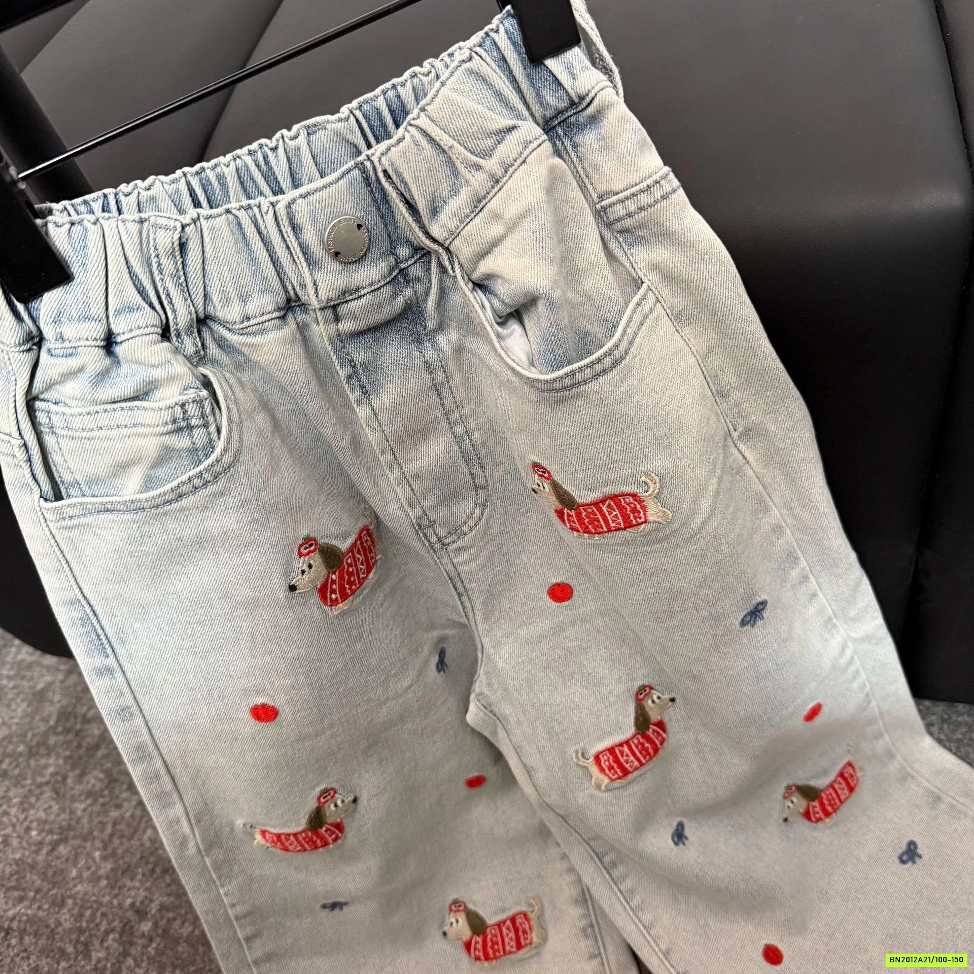 JEANS SUÔNG THÊU CÚN KUTE