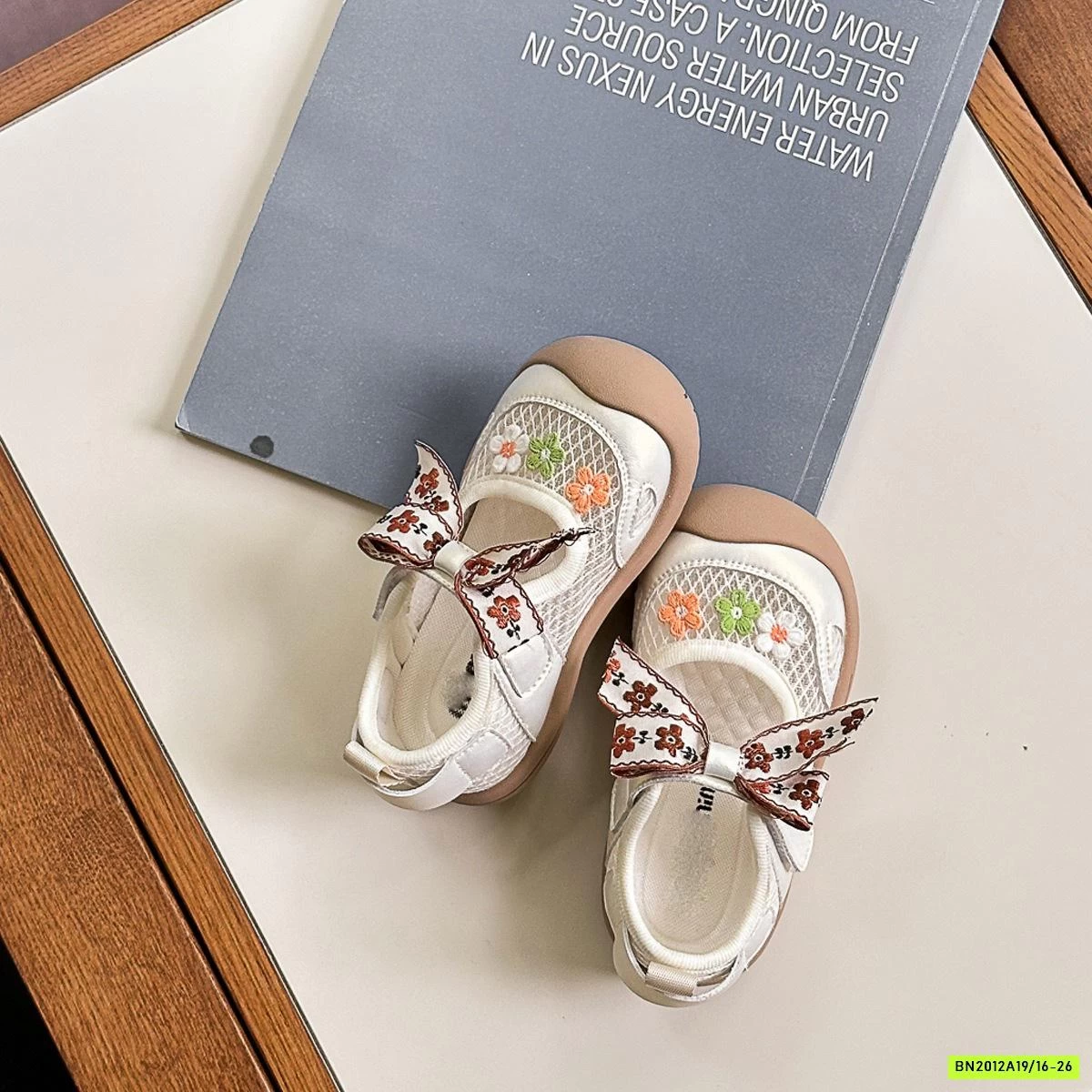 GIÀY HOA LƯỚI CÔNG CHÚA BG