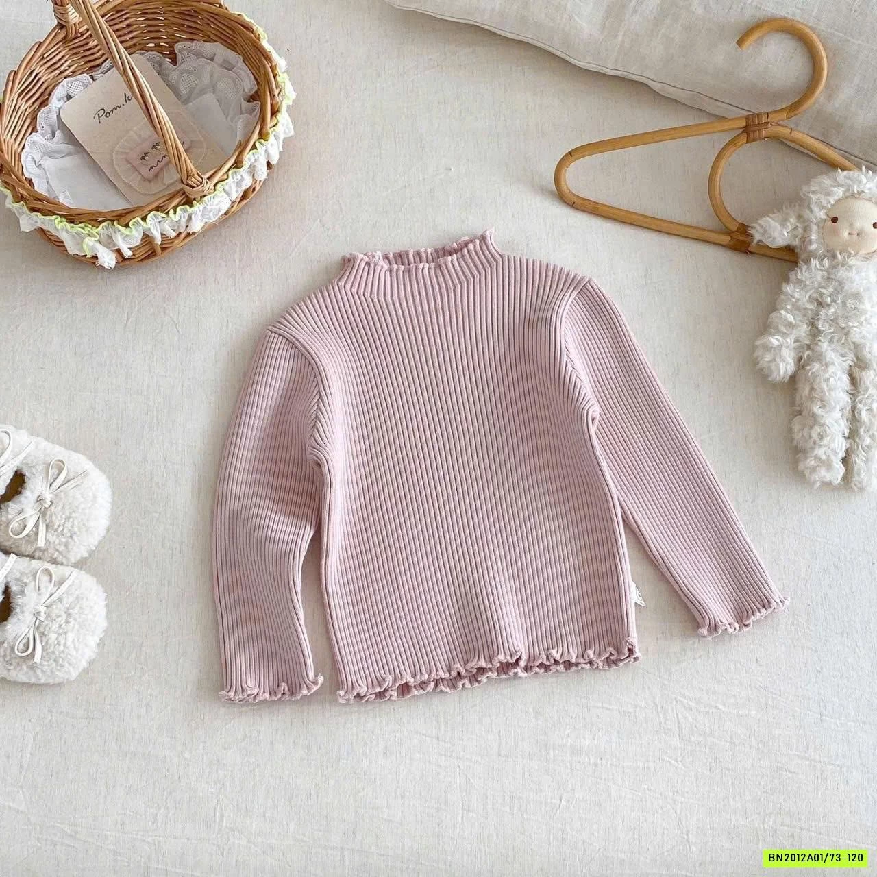 ĐẦM CỔ TRANG TRẦN TRÁM HỒNG