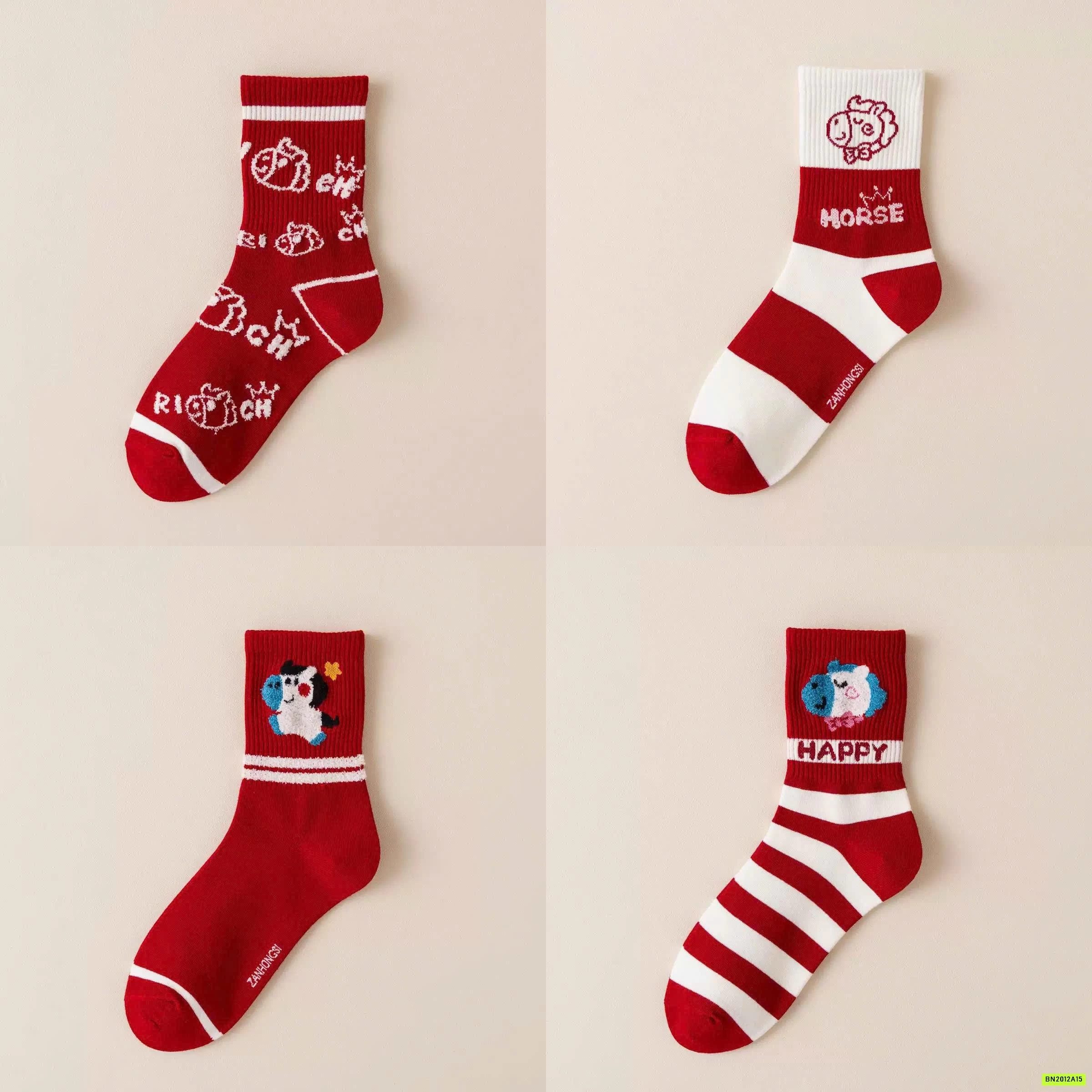 HỘP 4 TẤT NGỰA ĐỎ