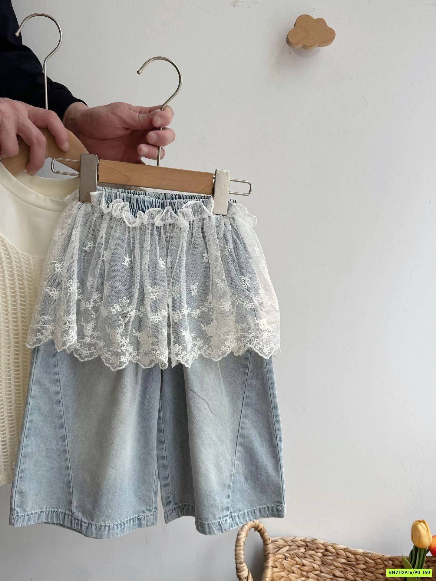 SÉT ÁO LƯỚI MIX JEANS SUÔNG CHOÀNG REN