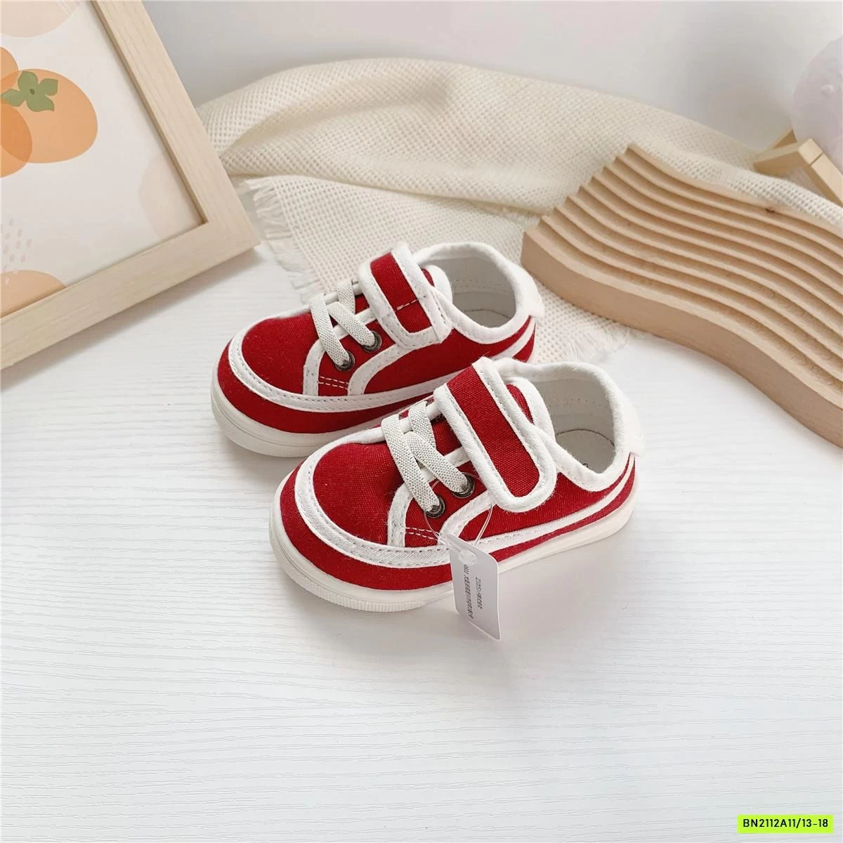 GIÀY TẬP ĐI QUAI DÁN