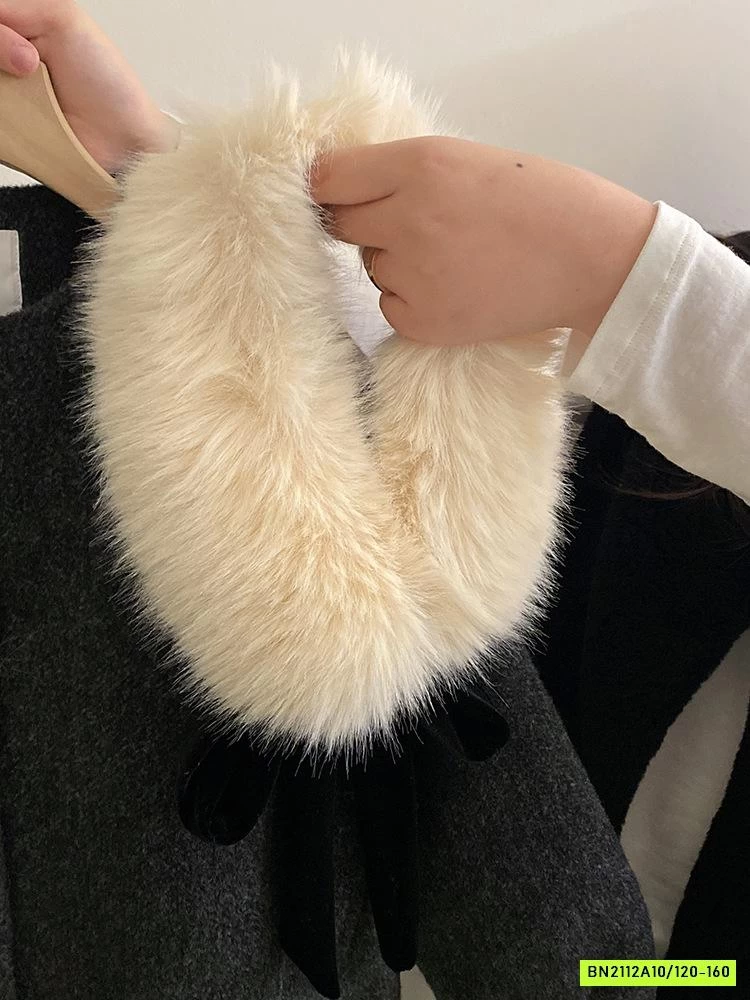 KHOÁC DẠ LÔNG CỪU MIX QUẦN NỈ SUÔNG