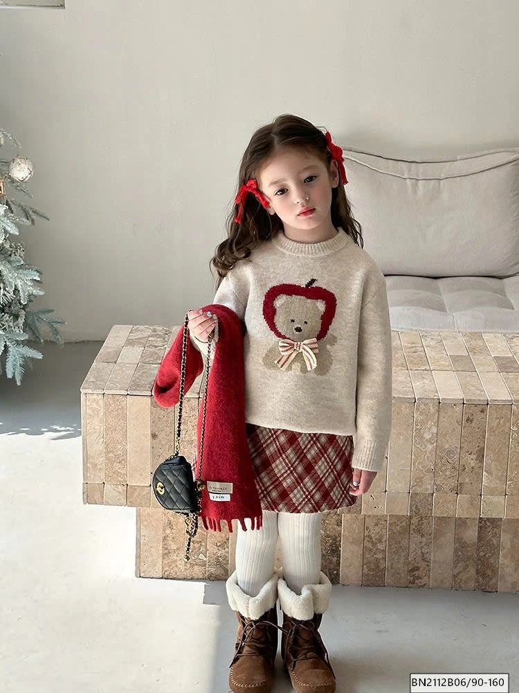 SÉT ÁO LEN GẤU MIX CHÂN VÁY CARO AMBB 24A175