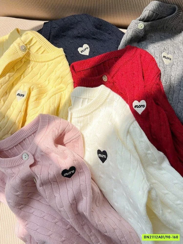 CARDIGAN THÊU TRÁI TIM 24Y159 AMBB