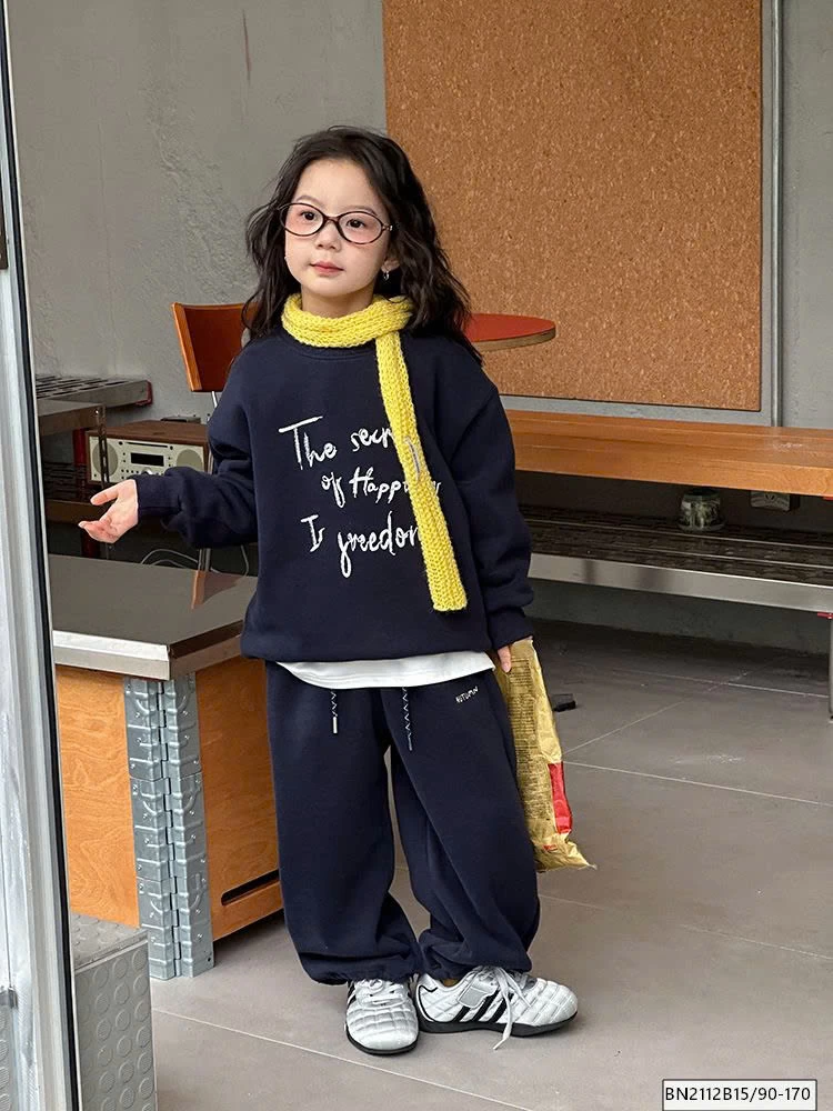 BỘ NỈ IN CHỮ LÓT LÔNG AMBB 25C176