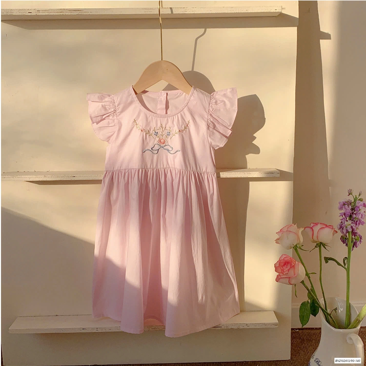 ĐẦM THÔ CÁNH TIÊN THÊU HOA