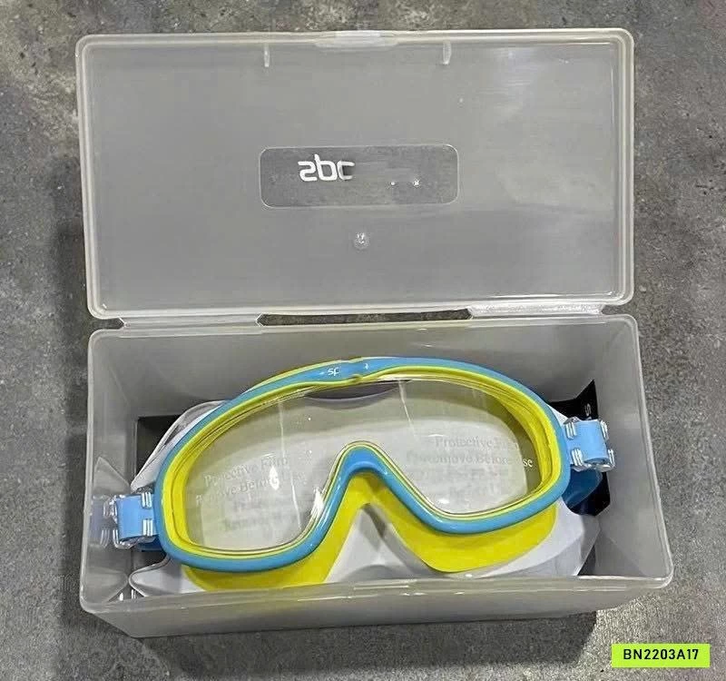 KÍNH BƠI GÓC RỘNG CHO BÉ