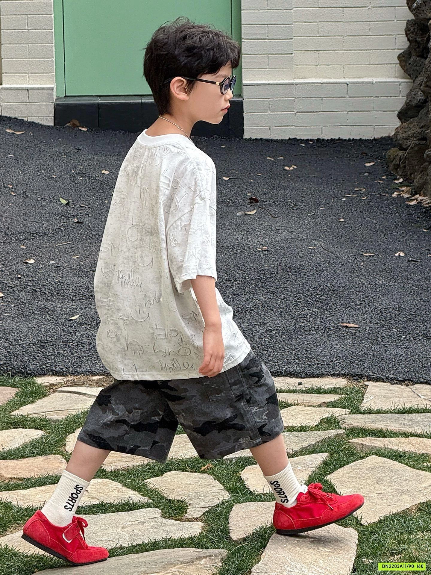 ÁO LOANG CHỮ KÍ MIX SHORT RẰN RI