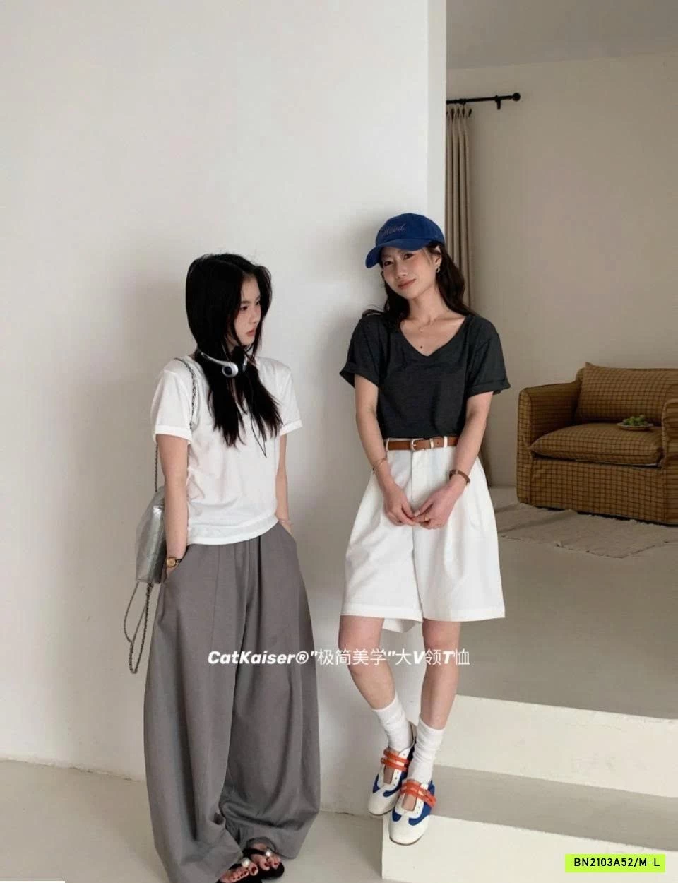 ÁO THUN NỮ CỔ V CATKAISER