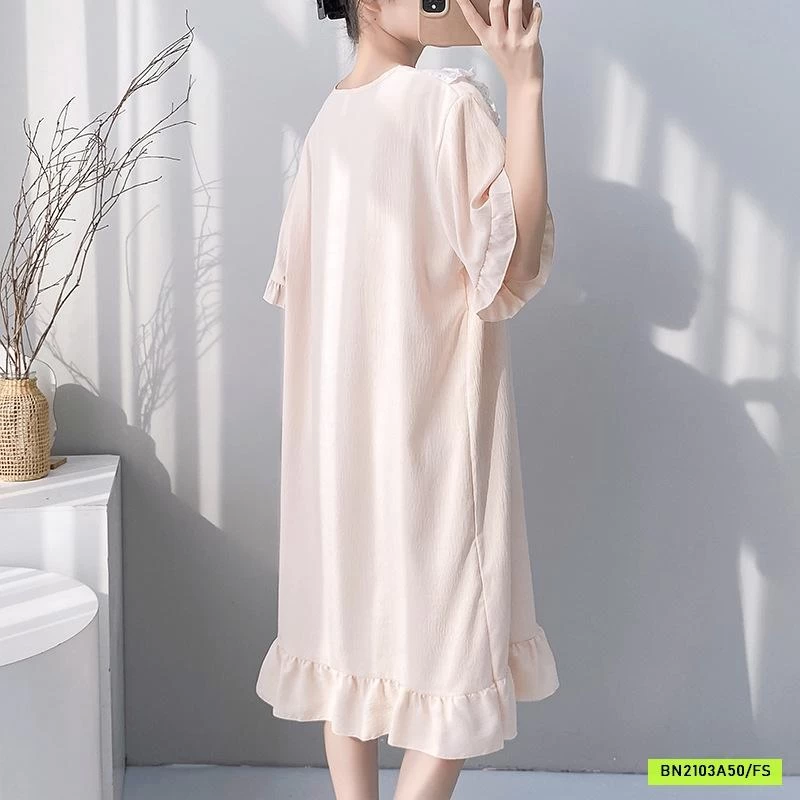 ĐẦM NGỦ BÁNH BÈO KÈM ĐỆM NGỰC