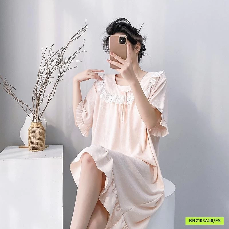 ĐẦM NGỦ BÁNH BÈO KÈM ĐỆM NGỰC