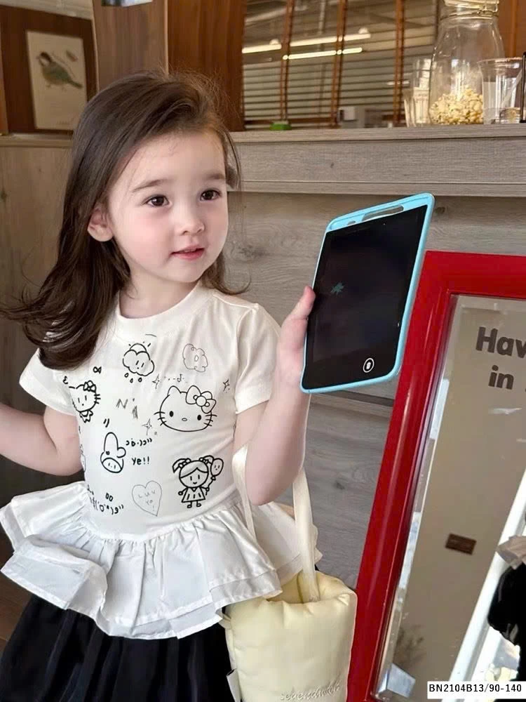 ÁO THUN kityy mix quần chấm bi