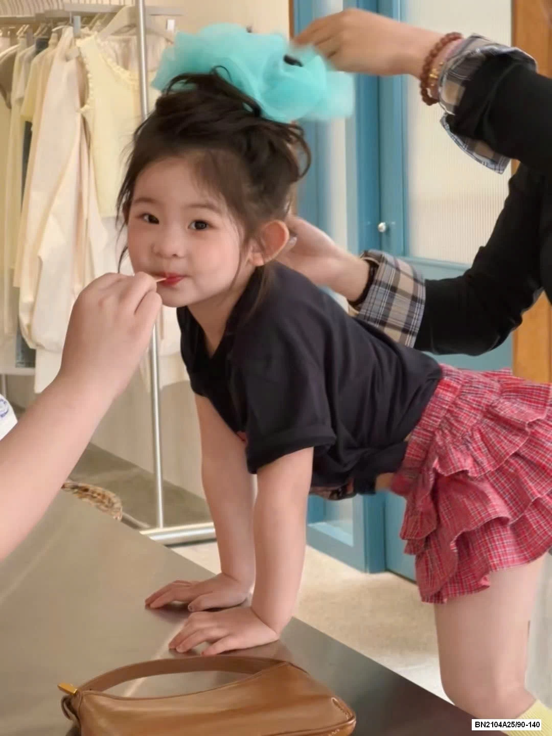 SÉT ÁO XÁM MIX CV CARO ĐỎ