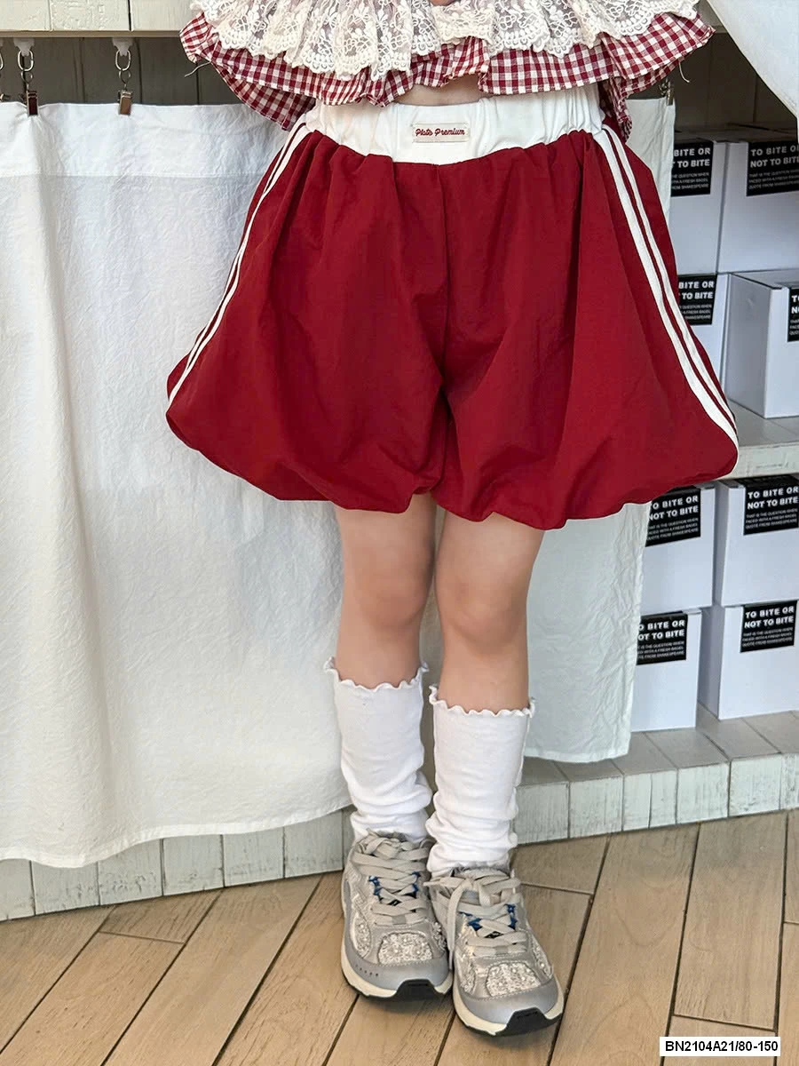 ÁO KITTY VIỀN BÈO MIX QUẦN BÍ ĐỎ