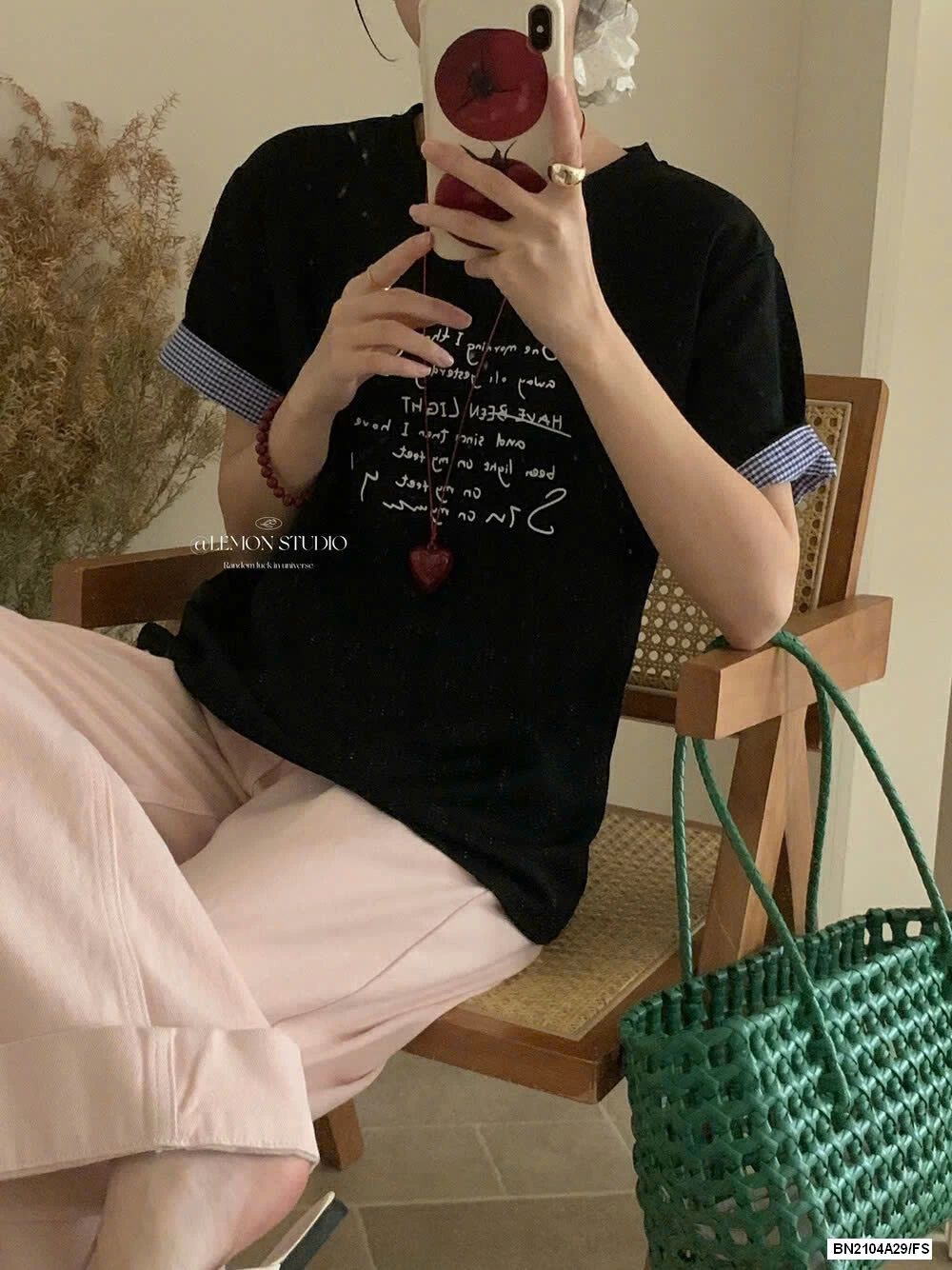 ÁO THUN CHỮ PHỐI VIỀN TAY LEMON