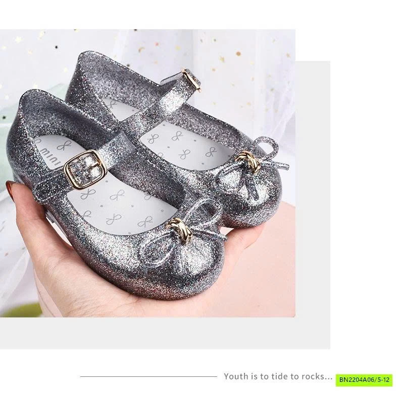 GIÀY NHỰA THƠM MMD GẮN NƠ