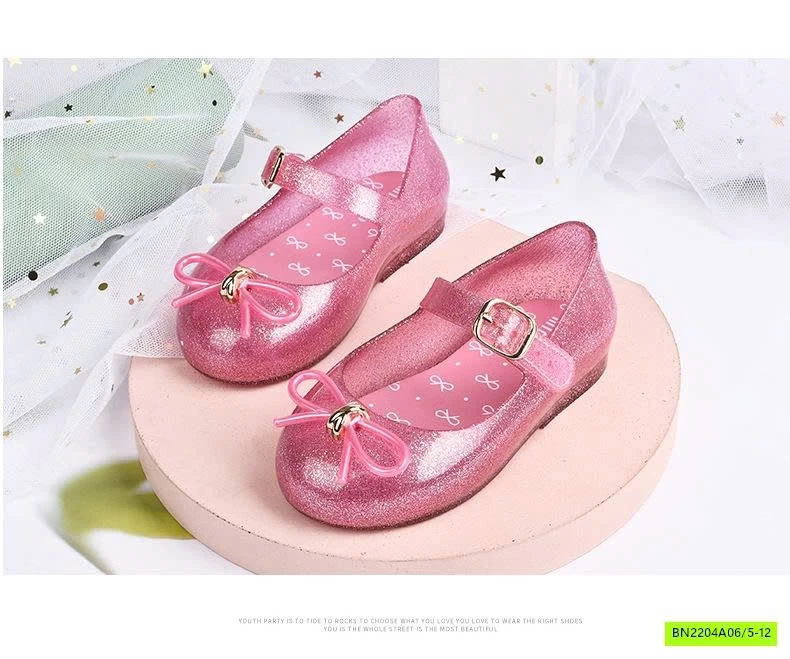 GIÀY NHỰA THƠM MMD GẮN NƠ