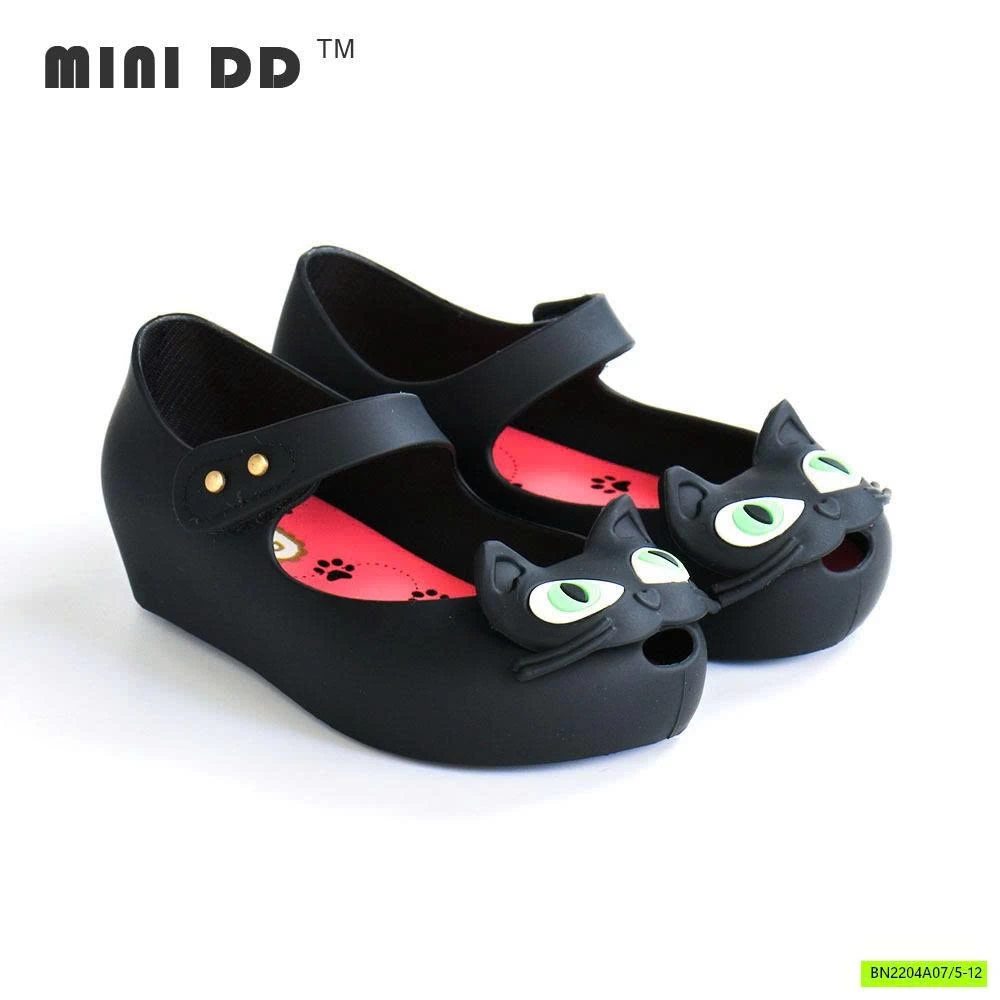 GIÀY NHỰA THƠM MÈO MMD