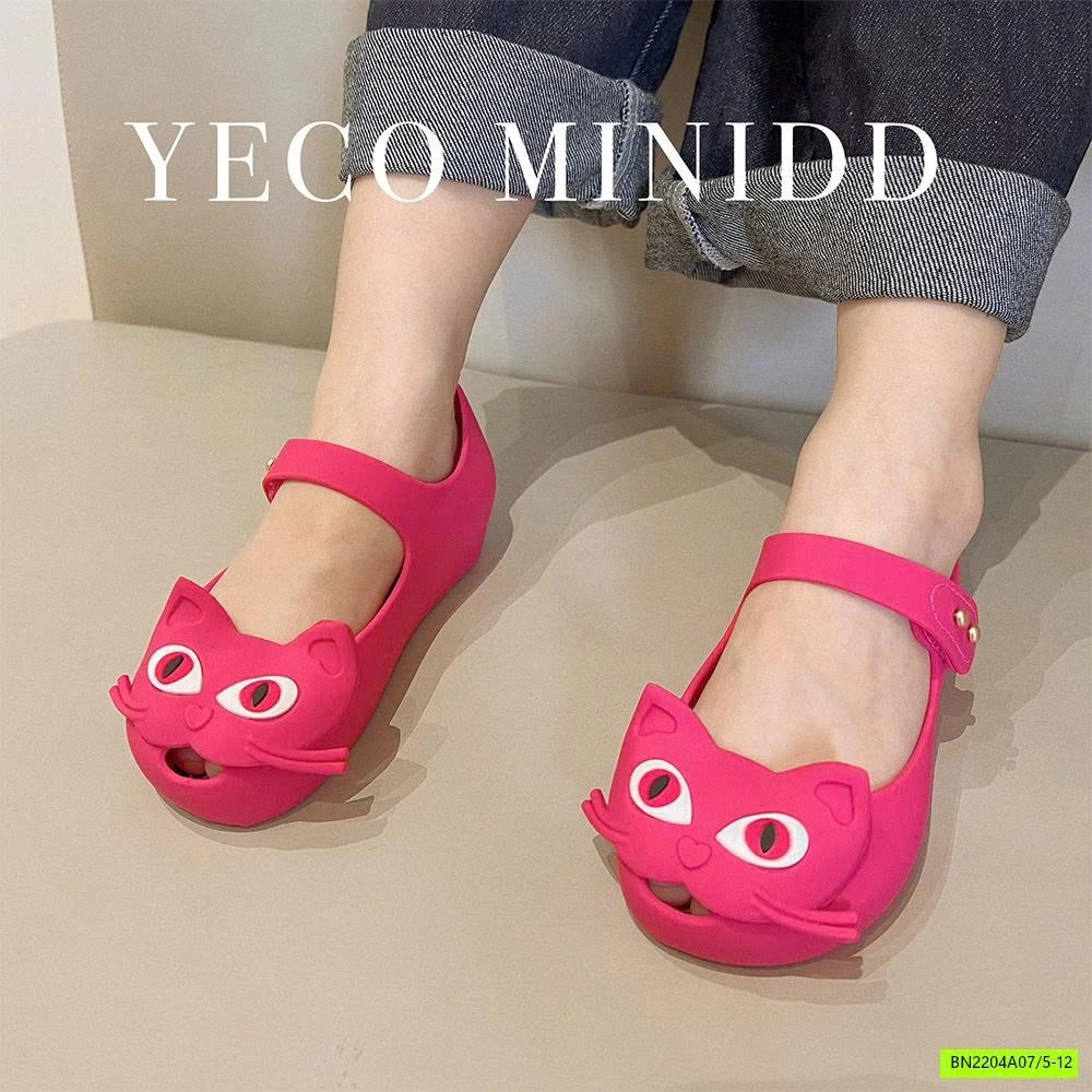 GIÀY NHỰA THƠM MÈO MMD