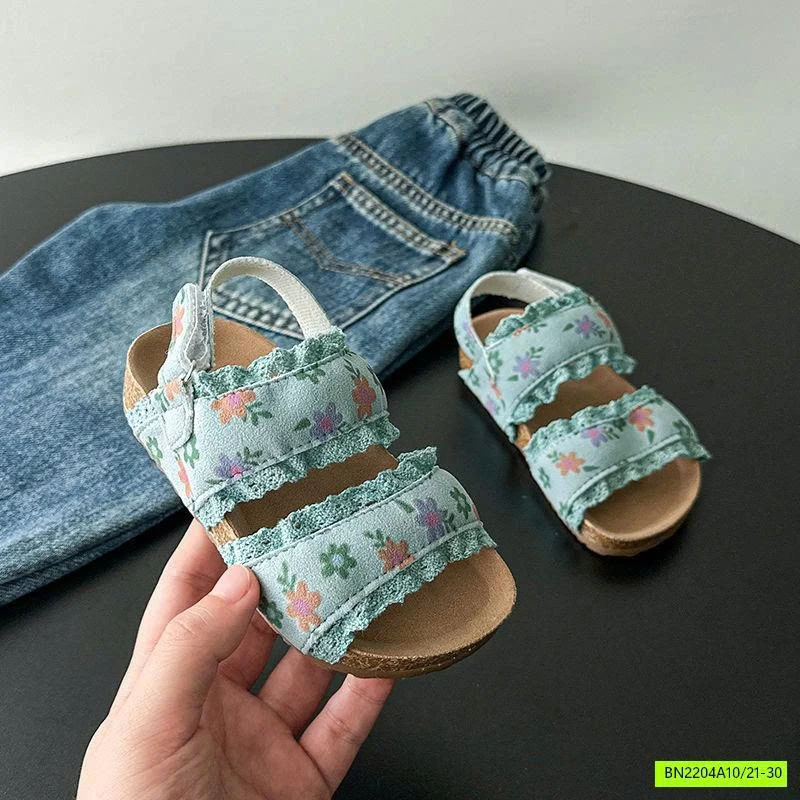 SANDAL QUAI HOA NHÍ