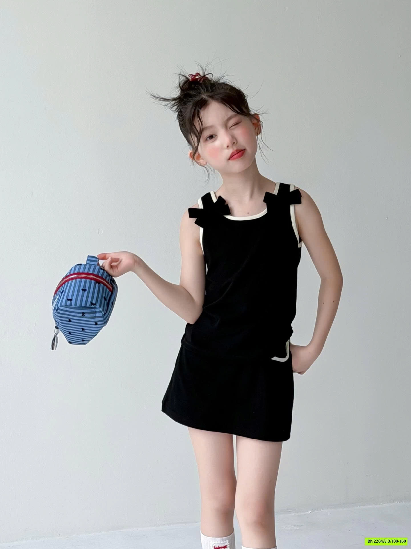 SÉT VÁY SUÔNG ĐEN SÁT NÁCH BG