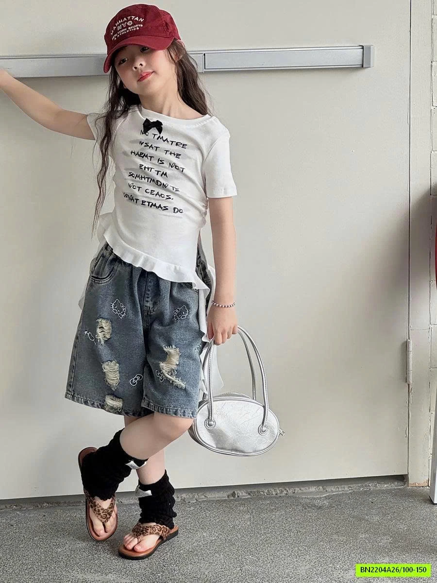 QUẦN JEAN RÁCH MÈO KITTY YUKIDS