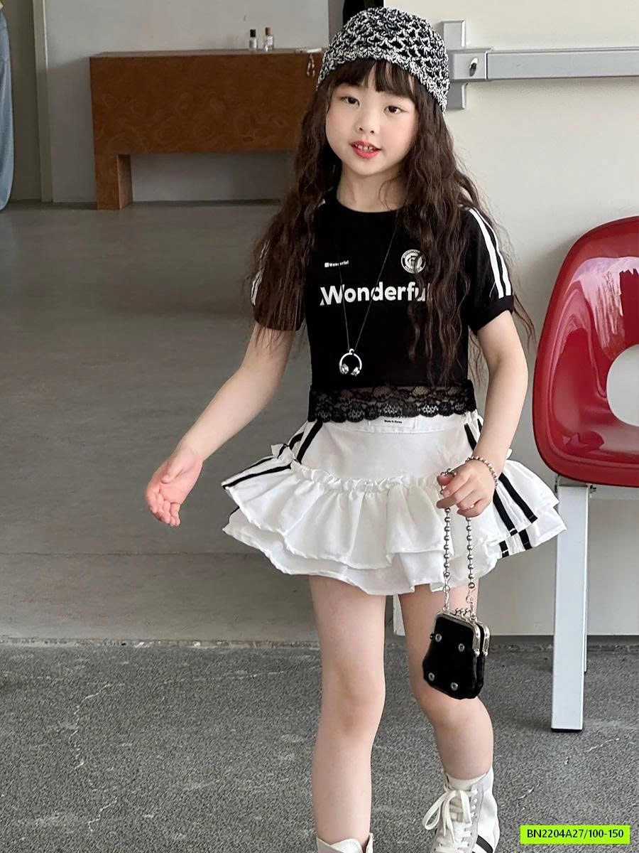 CROPTOP THỂ THAO VIỀN REN YUKIDS