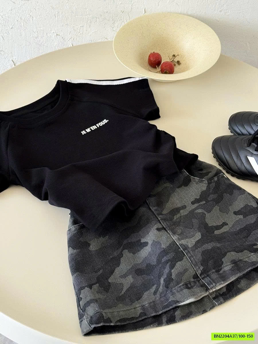 ÁO ĐEN MIX CV RẰN RI YUKIDS