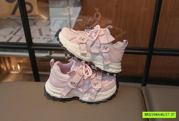 SNEAKER THÔNG HƠI NGỰA KUTE