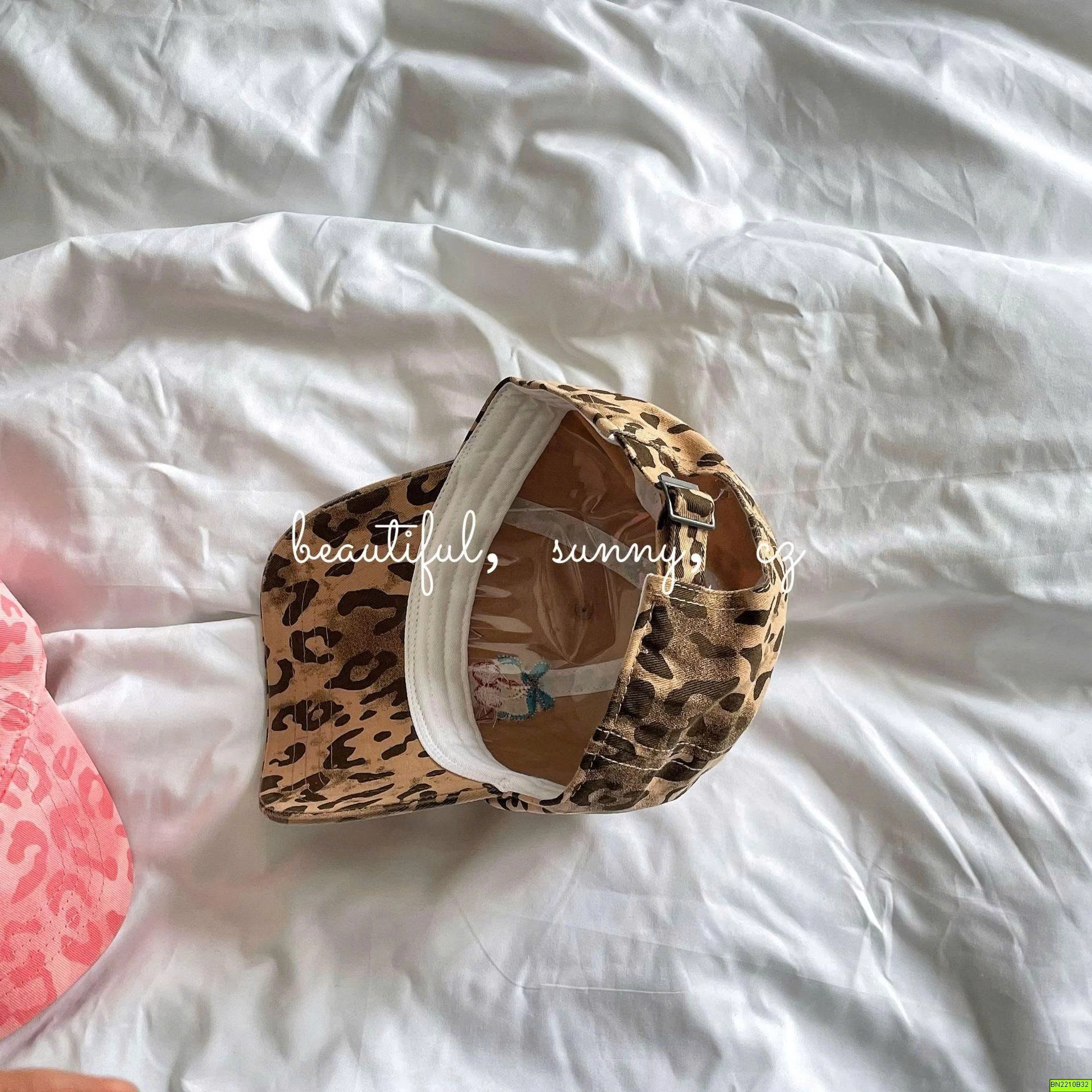 MŨ KẾT HỌA TIẾT DA BÁO