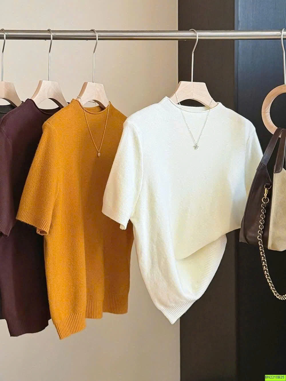 ÁO LEN CỔ TRÒN TAY NGẮN BASIC ANNA