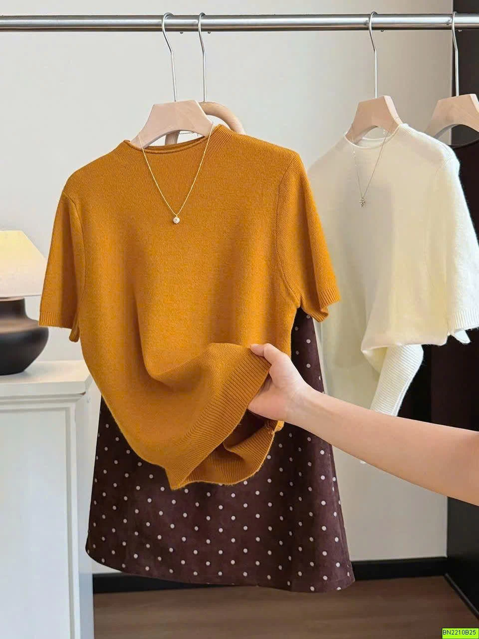 ÁO LEN CỔ TRÒN TAY NGẮN BASIC ANNA