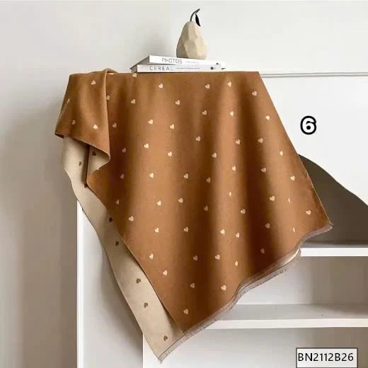 KHĂN CHOÀNG TRÁI TIM 2 MÀU