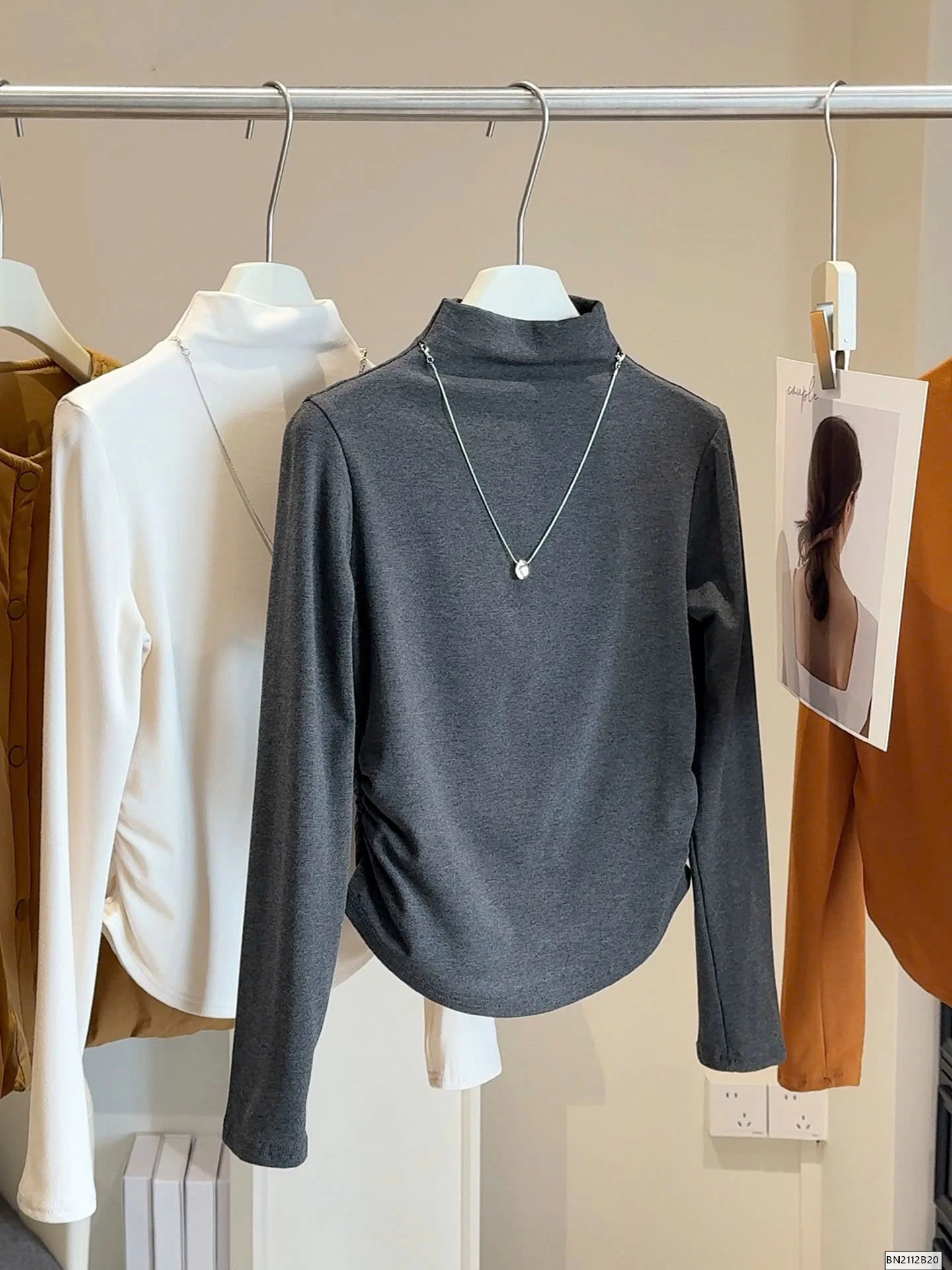 ÁO GIỮ NHIỆT RÚT EO