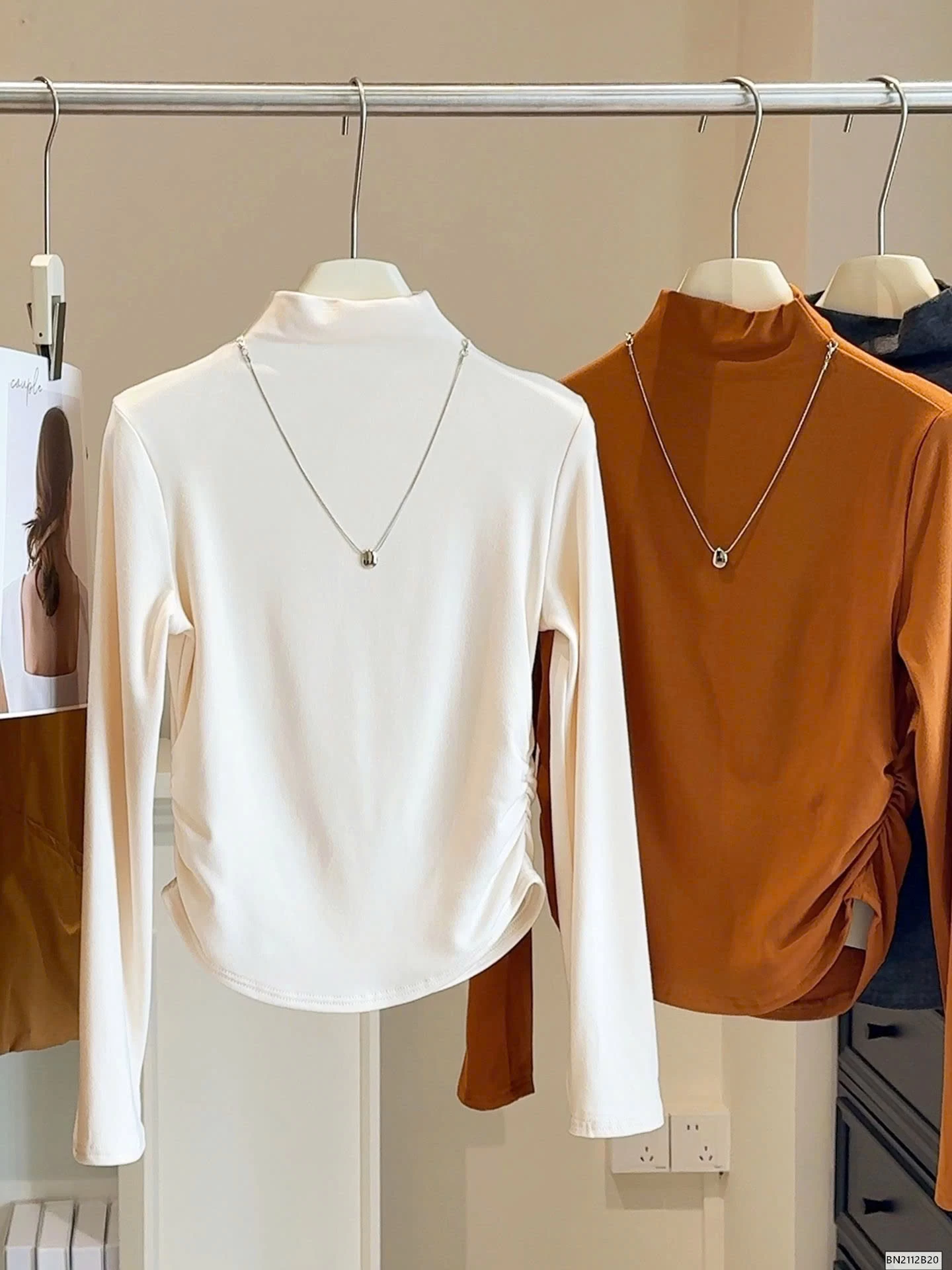 ÁO GIỮ NHIỆT RÚT EO