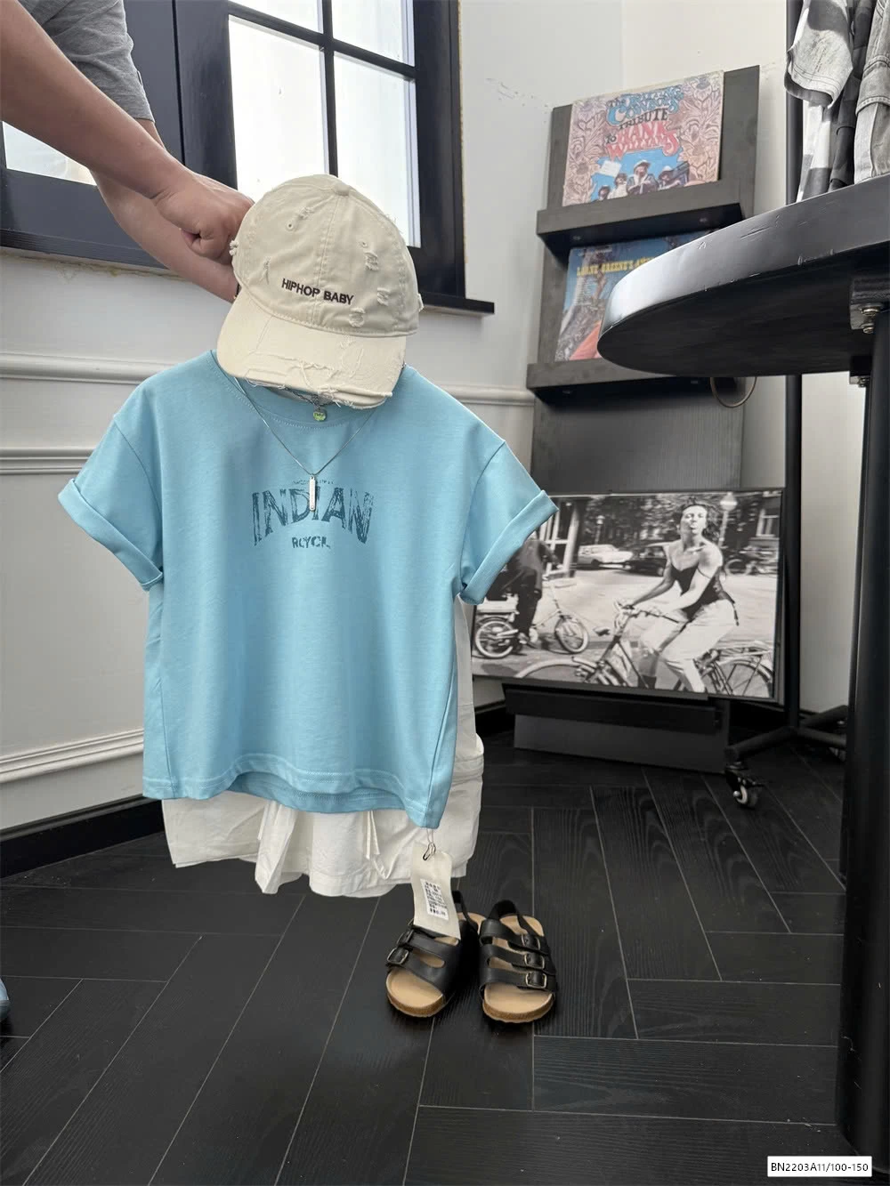 ÁO THUN XANH MIX SHORT TRẮNG