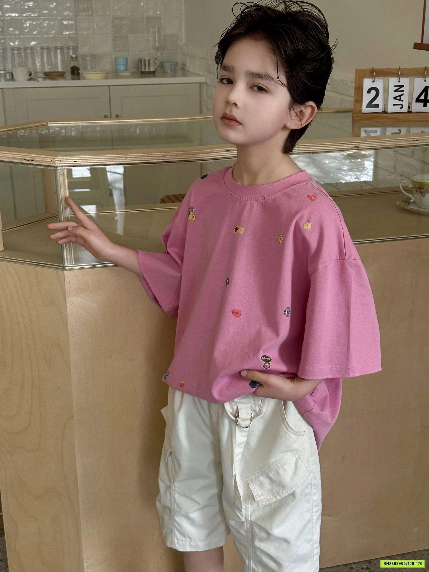 ÁO THUN HỒNG IN HÌNH HANYA