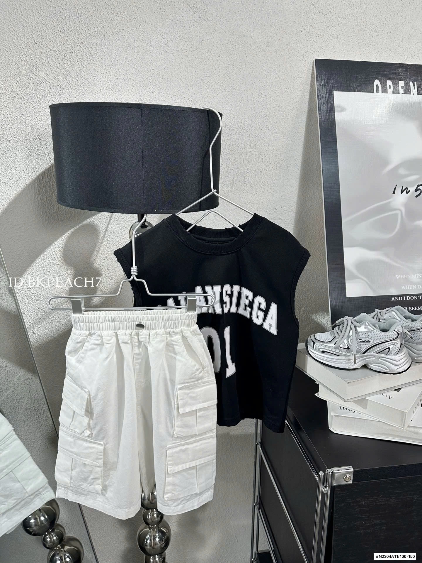 SHORT THÔ TRẮNG TÚI HỘP