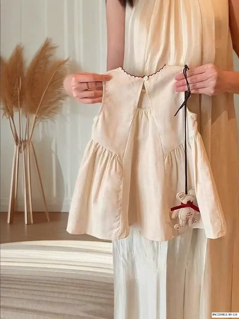 Váy xinh hình cún sát nách