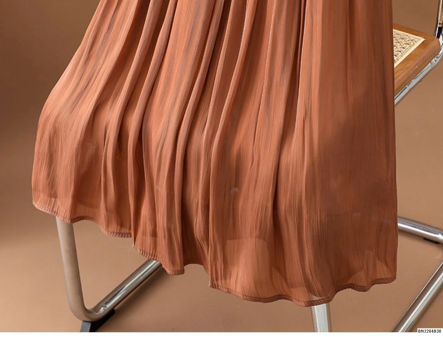 CHÂN VÁY LỤA BASIC