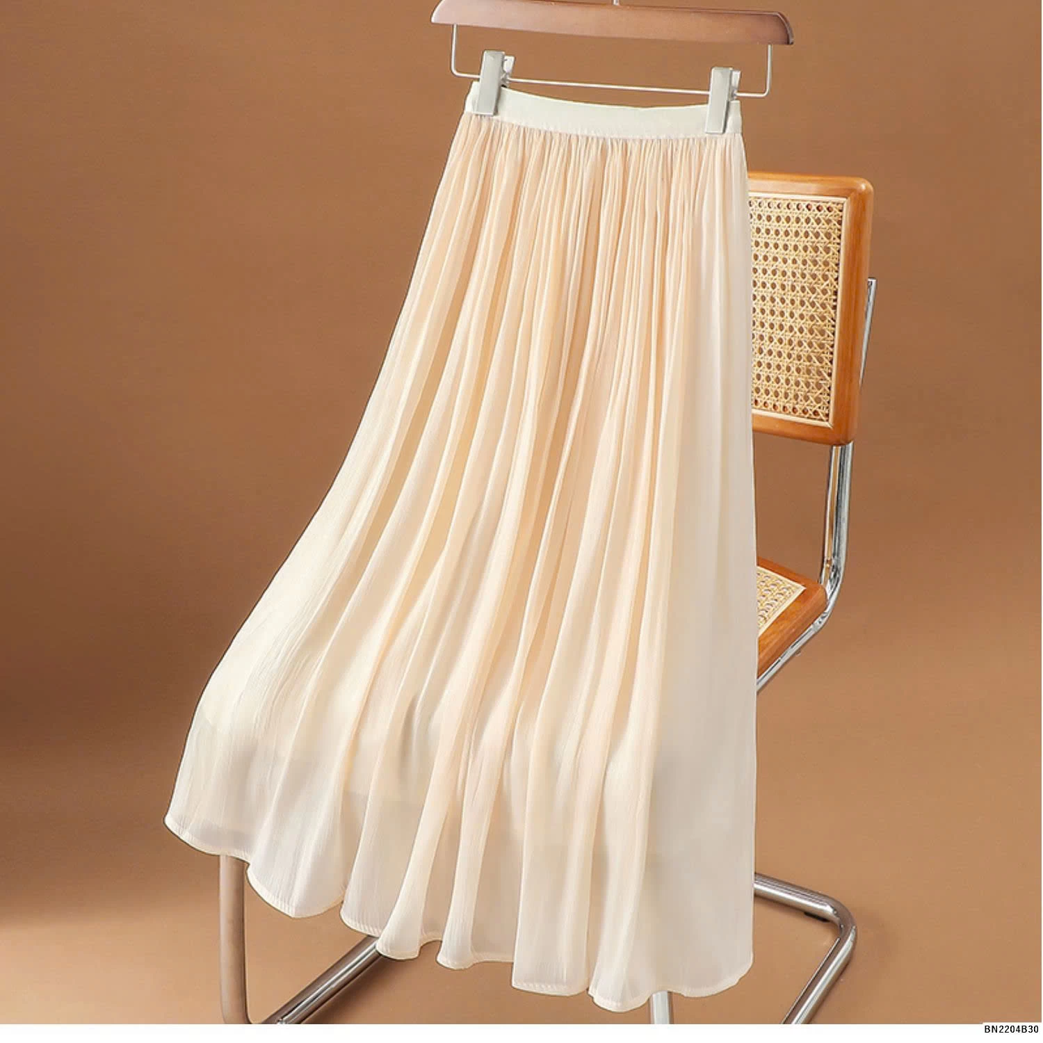 CHÂN VÁY LỤA BASIC