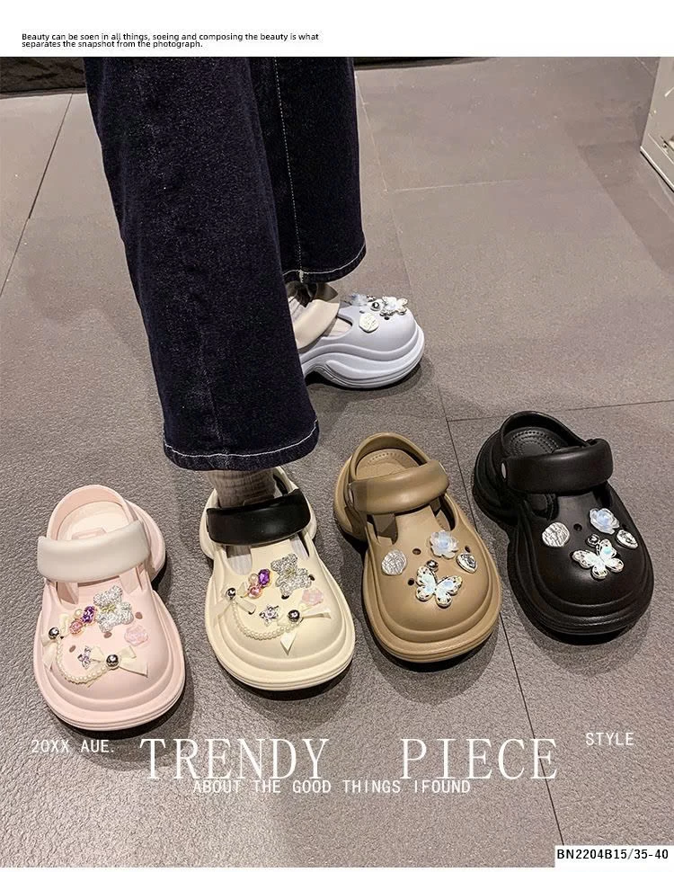 SỤC NỮ ĐẾ CAO ICON BƯỚM SIÊU XINH