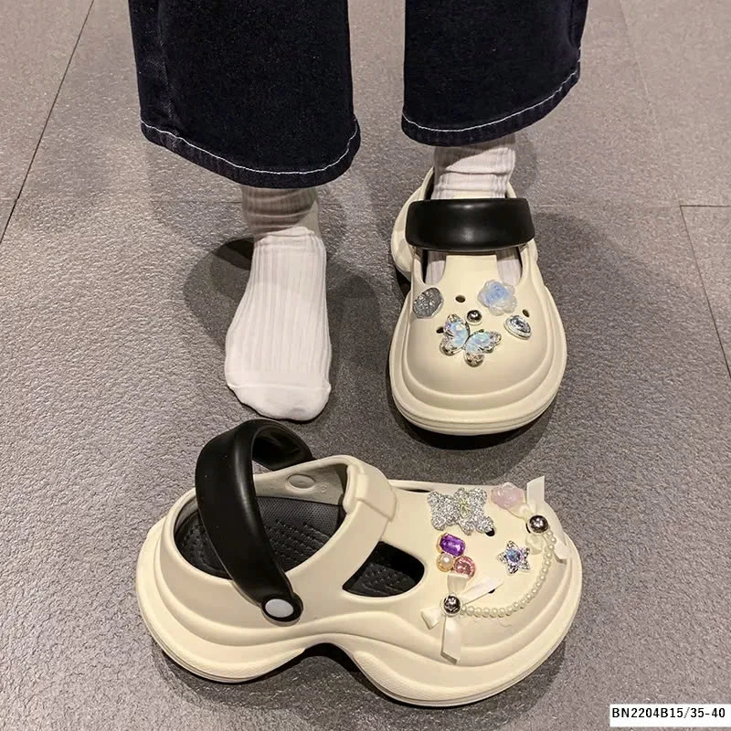 SỤC NỮ ĐẾ CAO ICON BƯỚM SIÊU XINH