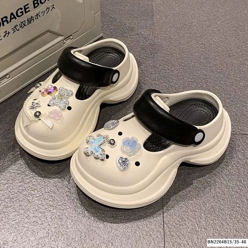 SỤC NỮ ĐẾ CAO ICON BƯỚM SIÊU XINH