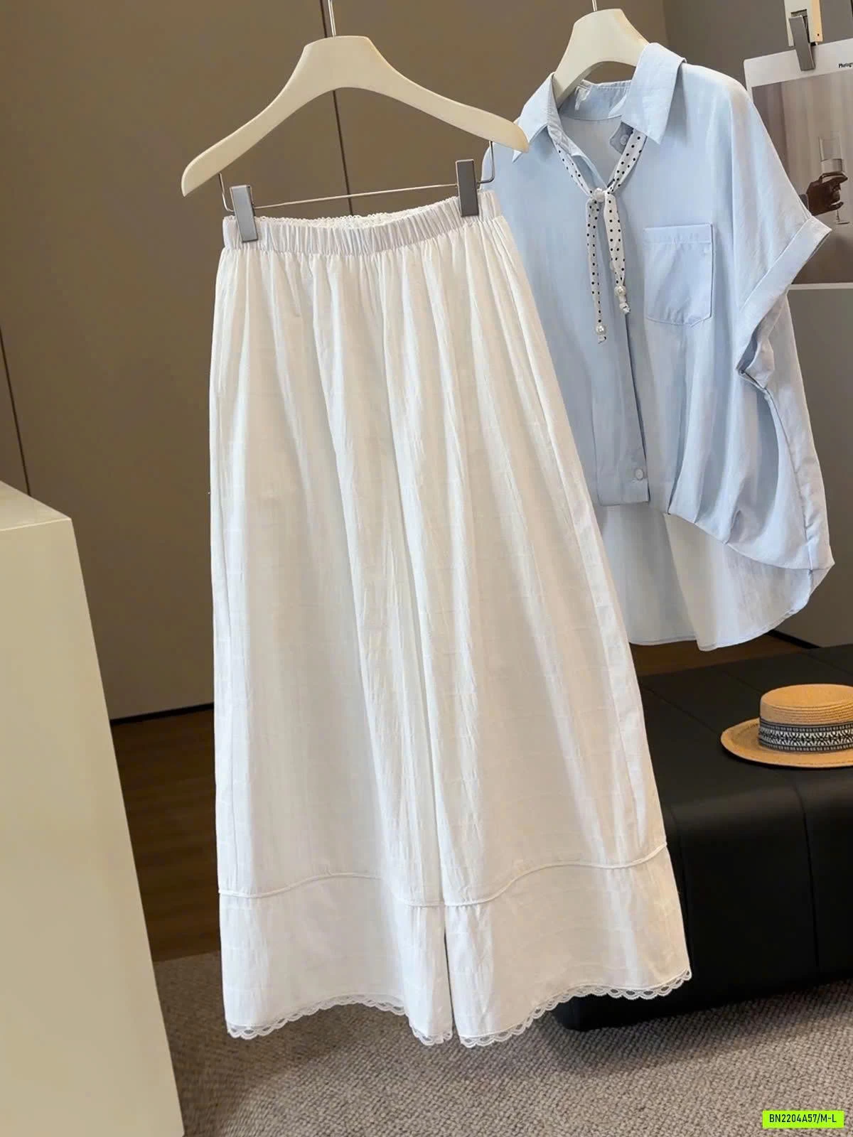 QUẦN ĐŨI ỐNG RỘNG ANNA GẤU VIỀN REN