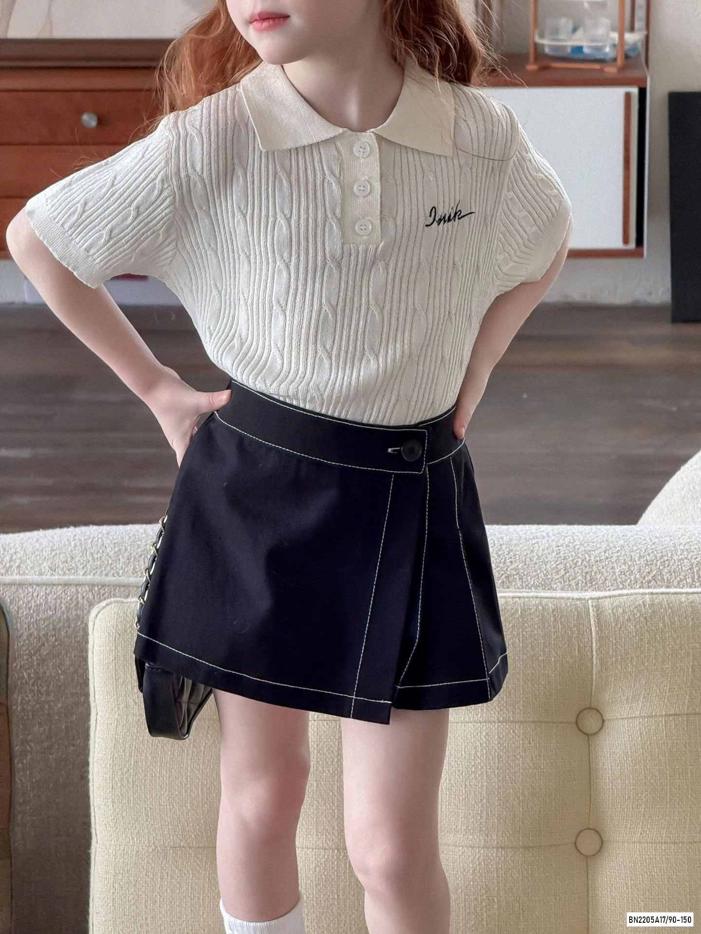 QUẦN JEANS GIẢ VÁY CHỈ NỔI