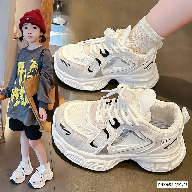 SNEAKER TRẮNG NĂNG ĐỘNG
