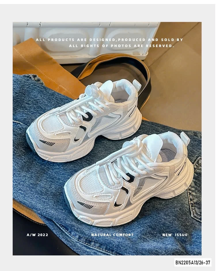 SNEAKER TRẮNG NĂNG ĐỘNG