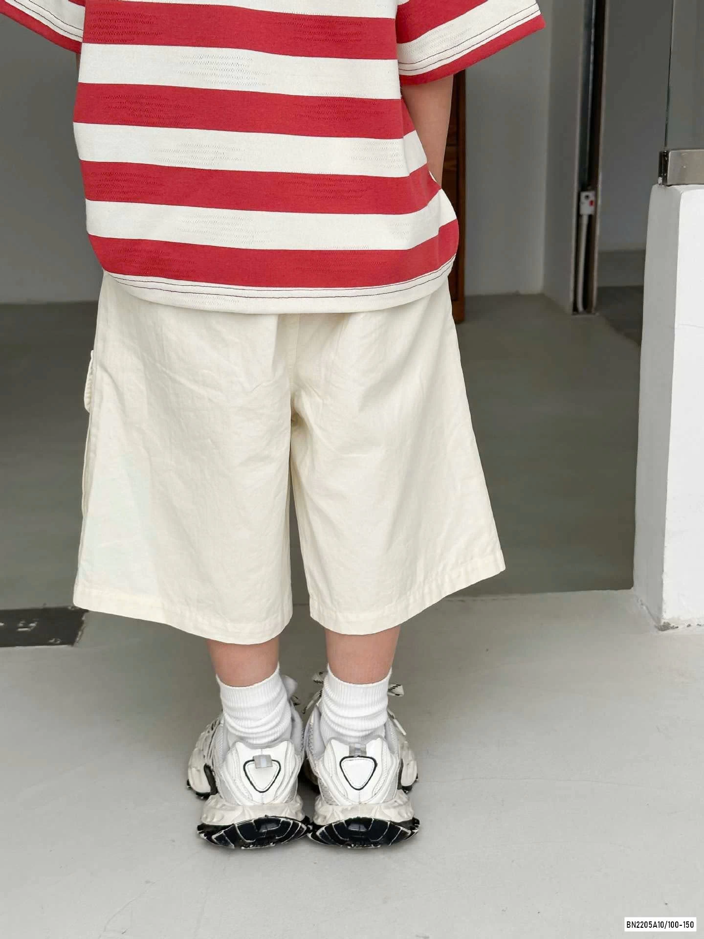 ÁO ĐỎ KẺ MIX SHORT TRẮNG